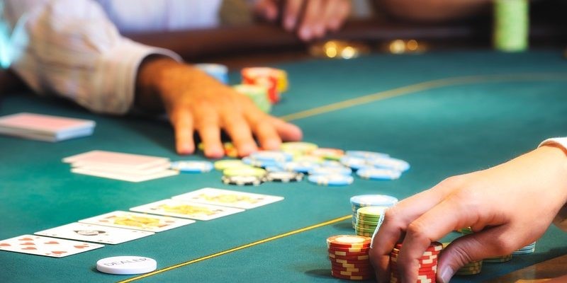 Cách tính cù lũ trong game Poker